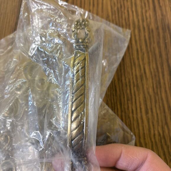 Vintage Hyer Ornate Brass Cabinet Door Drawer Backplate Handle Hollywood Regency - Picture 4 of 8